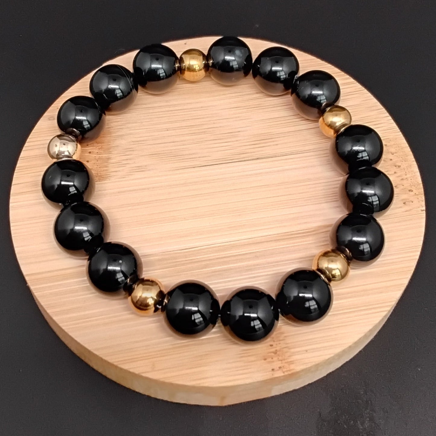 Black Onyx w/gold stainless steel spacers