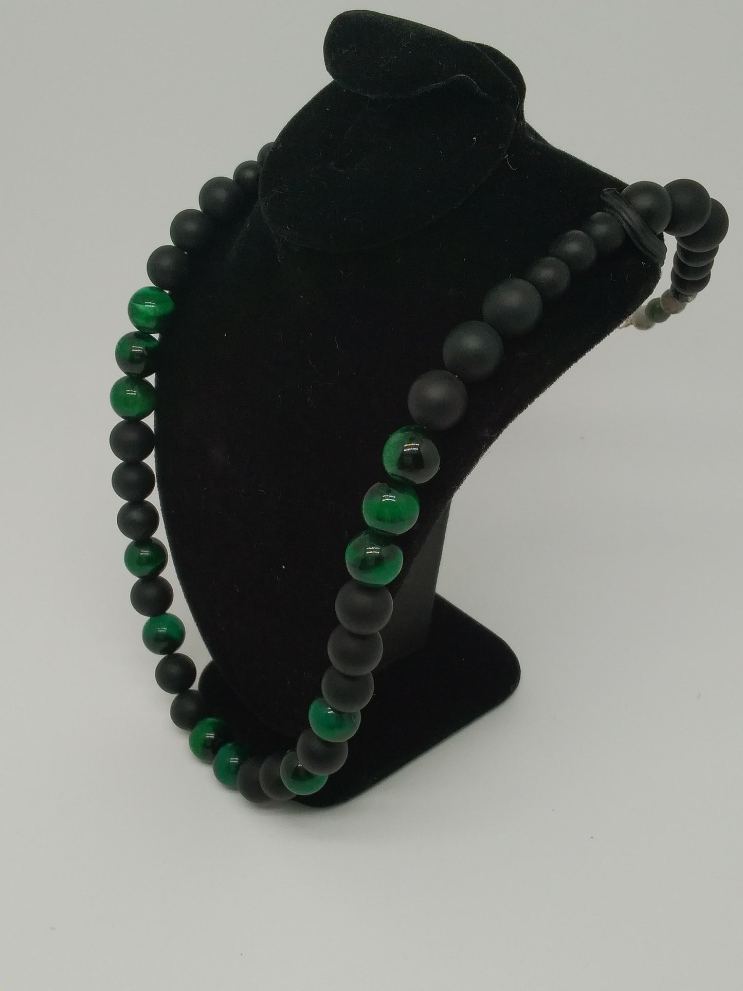 Green Tigers Eye and Black Onyx Gemstone Beaded Necklace (Unisex)